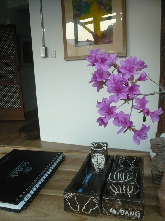 Guesthouse In Picture Jeonju Exteriör bild